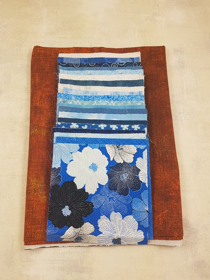 Clara tablerunner kit