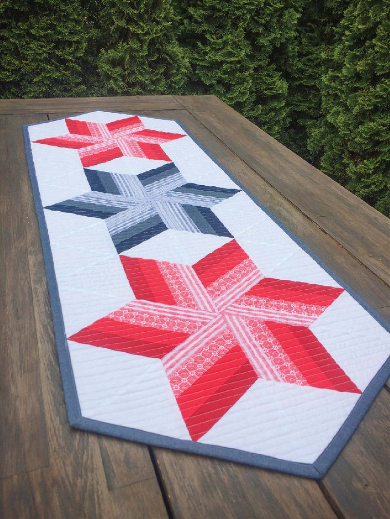 Twirl-n-spin table runner