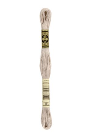06 DMC Medium light driftwood