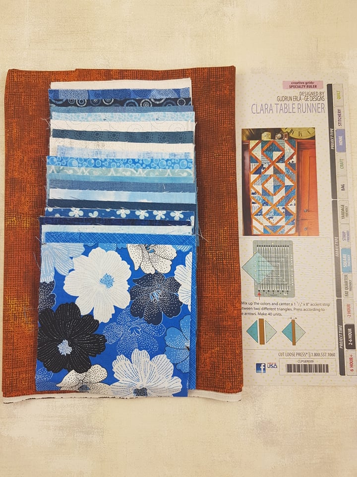 Clara tablerunner kit