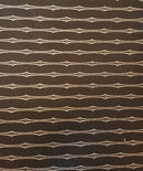 Svart med sølvstriper